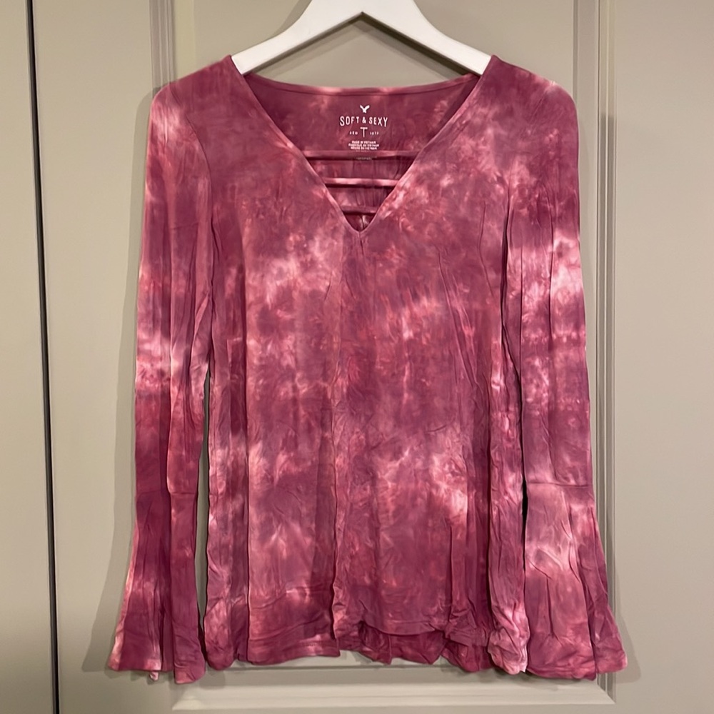 American Eagle Soft & Sexy Long Sleeve T (size M)